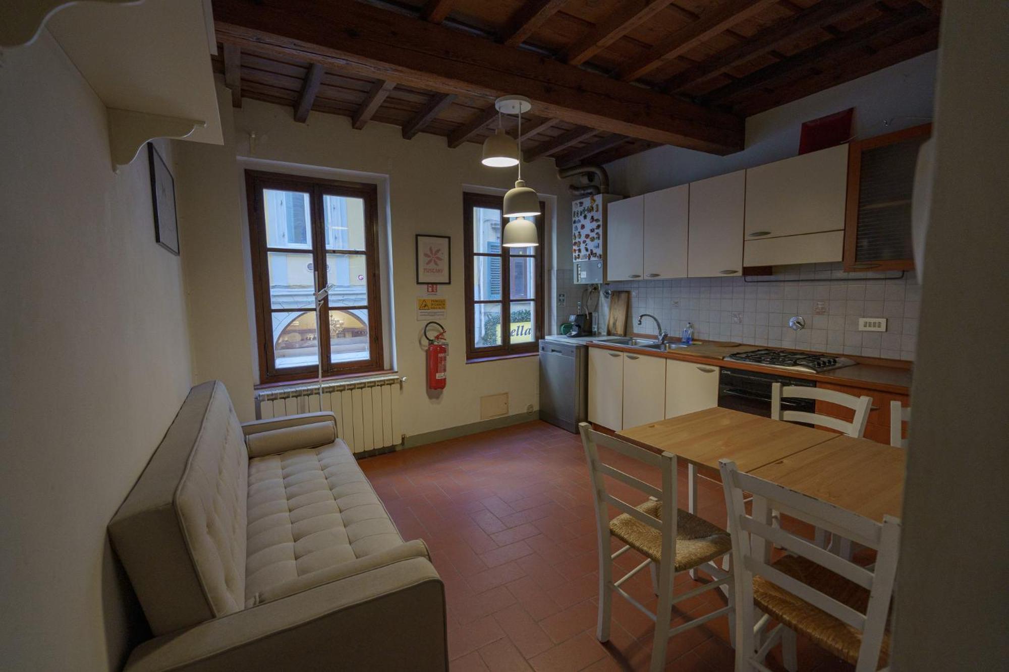 Traditional Florentine 1Br Apartment Close To Piazza Santa Croce Florença Exterior foto